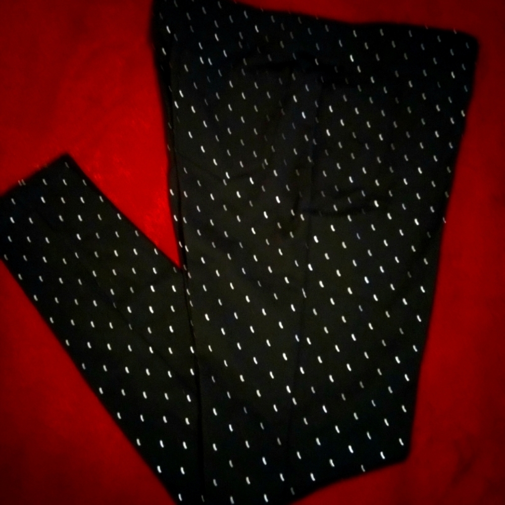 Intro.❤ love the fit black stretch legging
